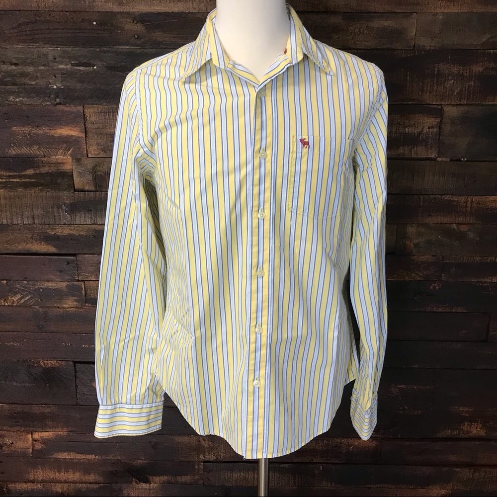 Abercrombie &. Fitch Button Down Shirt